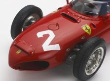 Коллекционная модель автомобиля СMC Ferrari 156 F1 1961 Sharknose #2 Hill/Monza 1/18 Limited Edition-фото 10