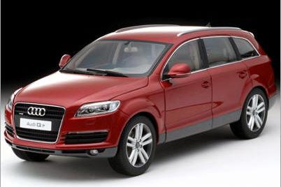Коллекционный автомобиль AUDI Q7