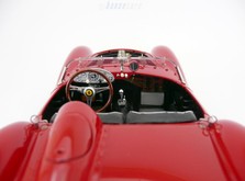 Коллекционная модель автомобиля СMC Ferrari 250 Testa Rossa-фото 9