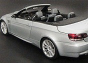 Масштабная модель автомобиля 1:18 BMW M3 CABRIOLET-фото 2