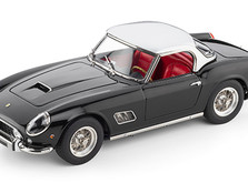 Коллекционная модель автомобиля СMC Ferrari 250GT California SWB Spyder 1961 1/18 Black-фото 6