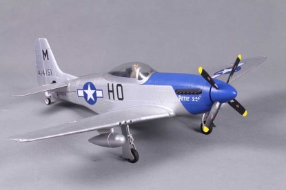 Радиоуправляемая модель самолета P-51D Mustang (Новая версия со стабилизацией полета)
