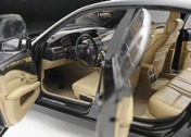Масштабная модель автомобиля BMW 550i-фото 3