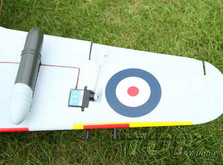 Самолет TOP RC Hurricane MKII копия электро бесколлекторный 750мм зелёный с пилотом PNP-фото 5