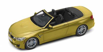 Модель автомобиля BMW M4 Кабрио (F83) масштаб 1:18